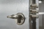 (2m) Flat Pack Metal Store - Image 4
